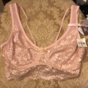 Daisy Fuentes intimates Bra
